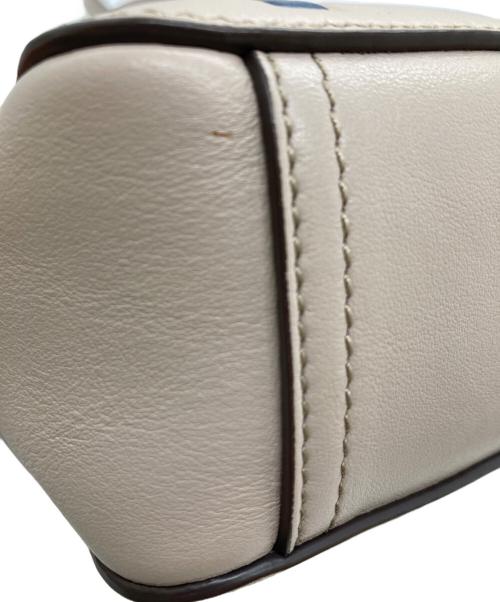 ANYA HINDMARCH（アニヤ・ハインドマーチ）ANYA HINDMARCH (アニヤハインドマーチ) ペースインベーダー ショルダーバッグ/ショルダーポーチ ベージュの古着・服飾アイテム