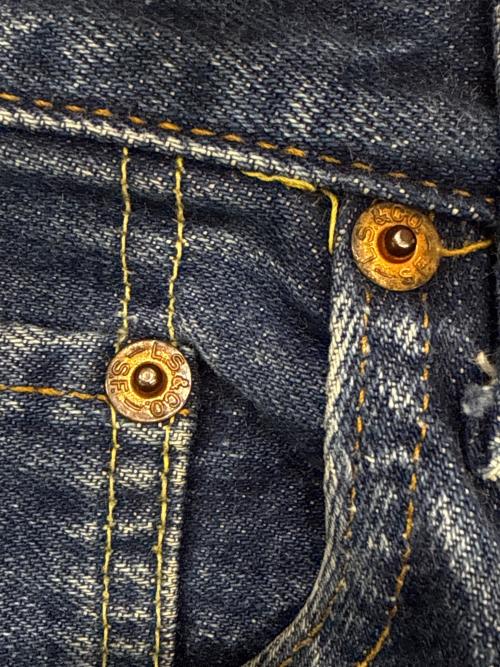 LEVI'S（リーバイス）LEVI'S (リーバイス) 66初期 501デニムパンツ/ボタン裏6 /スレキスタンプ /66初期 スモールe インディゴ サイズ:W30の古着・服飾アイテム