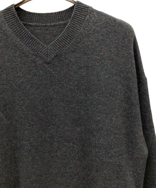crepuscule（クレプスキュール）crepuscule (クレプスキュール) Vネックニット グレー サイズ:FREEの古着・服飾アイテム
