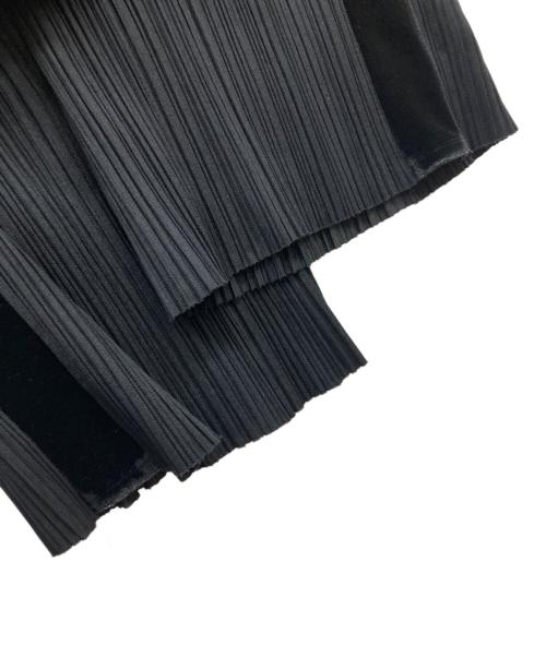 PLEATS PLEASE（プリーツプリーズ）PLEATS PLEASE (プリーツプリーズ) サイドラインプリーツパンツ/プリーツワンピース/サイドラインパンツ/パンツ ブラック サイズ:1の古着・服飾アイテム