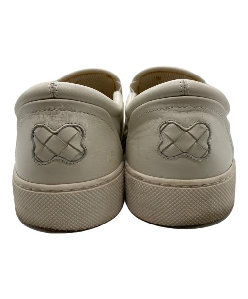 BOTTEGA VENETA（ボッテガベネタ）BOTTEGA VENETA (ボッテガベネタ) イントレチャートスリッポン アイボリー サイズ:不明の古着・服飾アイテム