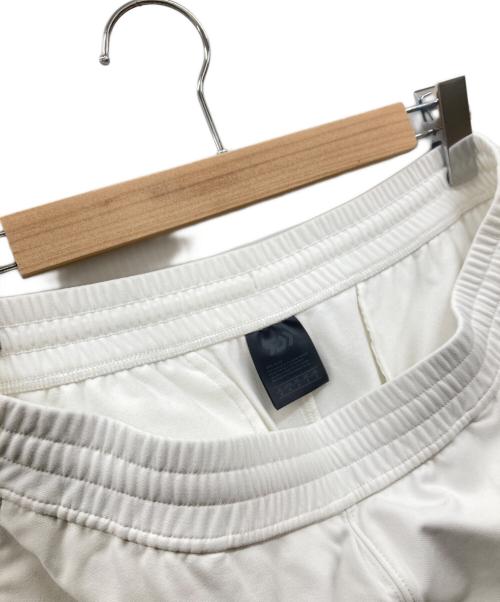 DAIWA PIER39（ダイワ ピア39）DAIWA PIER39 (ダイワ ピア39) Tech Flex Jersey Pants/テックフレックスジャージーパンツ/スウェットパンツ/ベーシックニットパンツ ホワイト サイズ:Mの古着・服飾アイテム