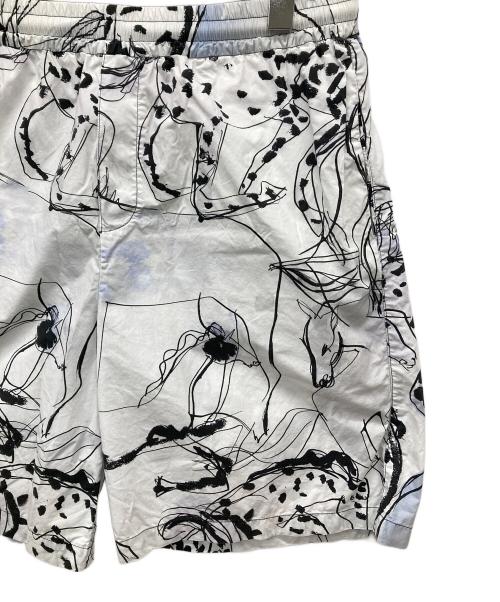 STELLA McCARTNEY（ステラマッカートニー）STELLA McCARTNEY (ステラマッカートニー) 総柄ショートパンツ ホワイト サイズ:Mの古着・服飾アイテム