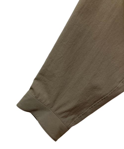 NO CONTROL AIR（ノーコントロールエアー）no control air (ノーコントロールエアー) ストレッチ マット タイプライター 襟付き プルオーバー/NC0507PO グレー サイズ:記載なしの古着・服飾アイテム