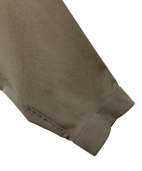 NO CONTROL AIR（ノーコントロールエアー）no control air (ノーコントロールエアー) ストレッチ マット タイプライター 襟付き プルオーバー/NC0507PO グレー サイズ:記載なしの古着・服飾アイテム