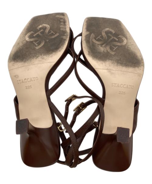 STACCATO（スタッカート）STACCATO (スタッカート) ストリングトングサンダル ブラウン サイズ:22.5の古着・服飾アイテム