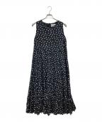 BEARDSLEYビアズリー）の古着「クリンクルドットワンピース/ドットノースリーブティアードワンピース」｜ブラック