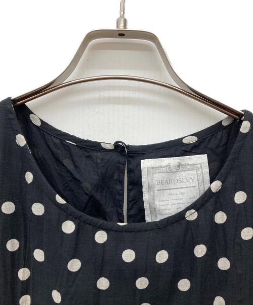 BEARDSLEY（ビアズリー）BEARDSLEY (ビアズリー) クリンクルドットワンピース/ドットノースリーブティアードワンピース ブラック サイズ:FREE 未使用品の古着・服飾アイテム