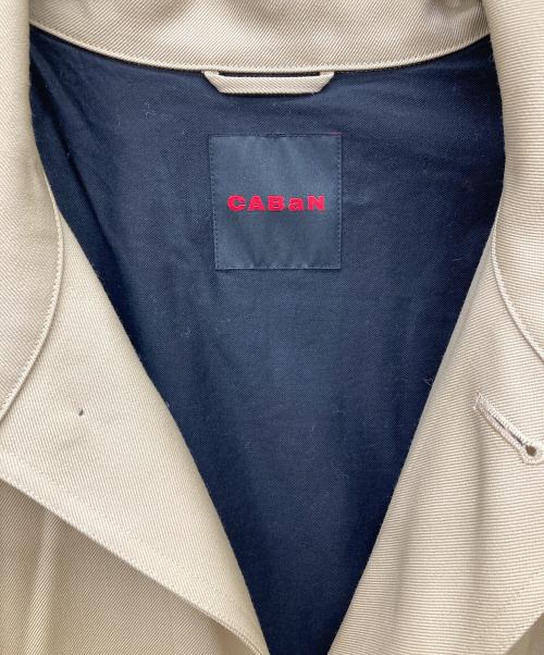 CABAN（キャバン）CABaN (キャバン) ウールギャバジン スタンドカラーコート ベージュ サイズ:Sの古着・服飾アイテム