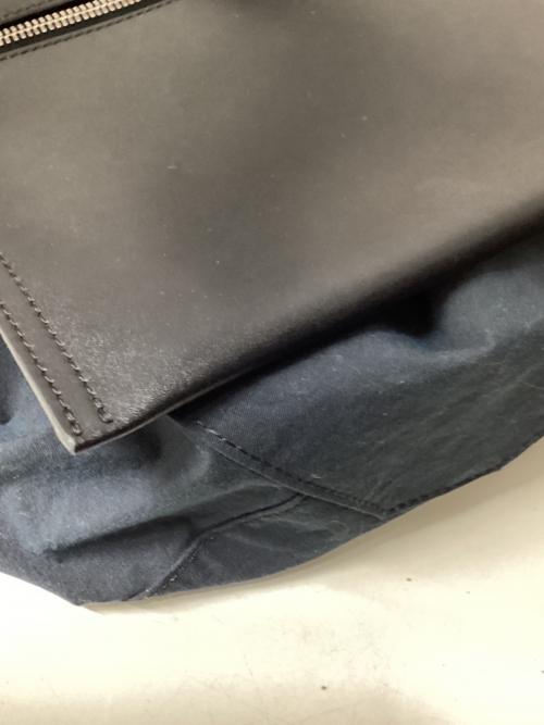 Acne studios（アクネ ストゥディオス）Acne studios (アクネ ストゥディオス) Baker Out S/2WAYバッグ/ベーカーアウト2WAYバッグ/2WAYバッグ/FN-UX-BAGS000048 ネイビーの古着・服飾アイテム