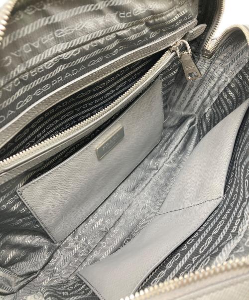 PRADA（プラダ）PRADA (プラダ) SAFFIANO LUX  BALTICO 2WAY ハンドバッグ/サフィアーノ ラックス バルティコ/ショルダーバッグ グレーの古着・服飾アイテム