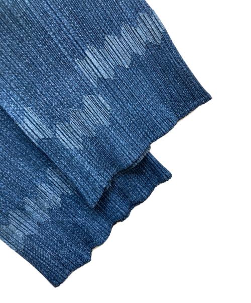 PLEATS PLEASE（プリーツプリーズ）PLEATS PLEASE (プリーツプリーズ) パッチワークデニム転写プリントプリーツパンツ インディゴ サイズ:2の古着・服飾アイテム