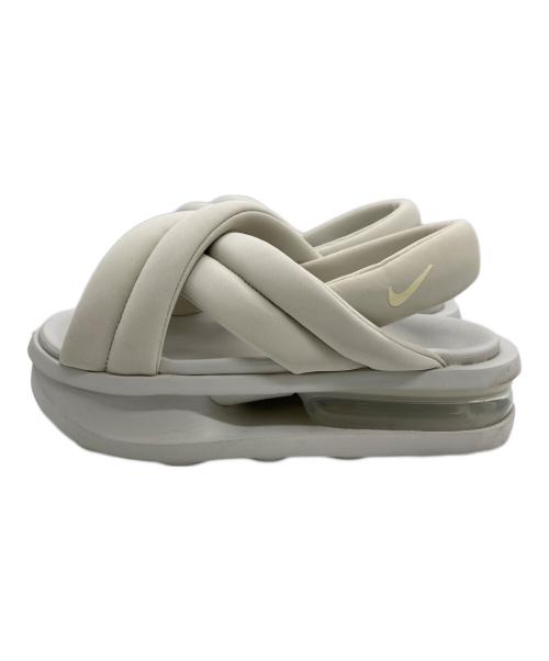 NIKE（ナイキ）NIKE (ナイキ) アイラサンダル ホワイト サイズ:23.0cmの古着・服飾アイテム