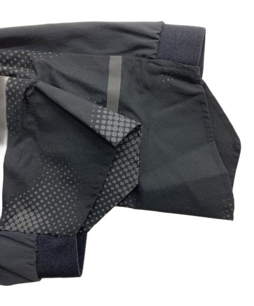 on（オン）On (オン) Weather Jacket Lumos/ウェザージャケットルモス/ナイロンジャケット ブラック サイズ:Ⅼの古着・服飾アイテム