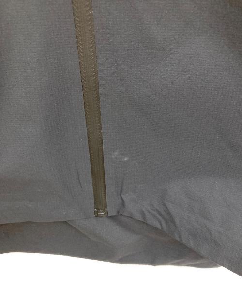 on（オン）On (オン) Weather Jacket Lumos/ウェザージャケットルモス/ナイロンジャケット ブラック サイズ:Ⅼの古着・服飾アイテム