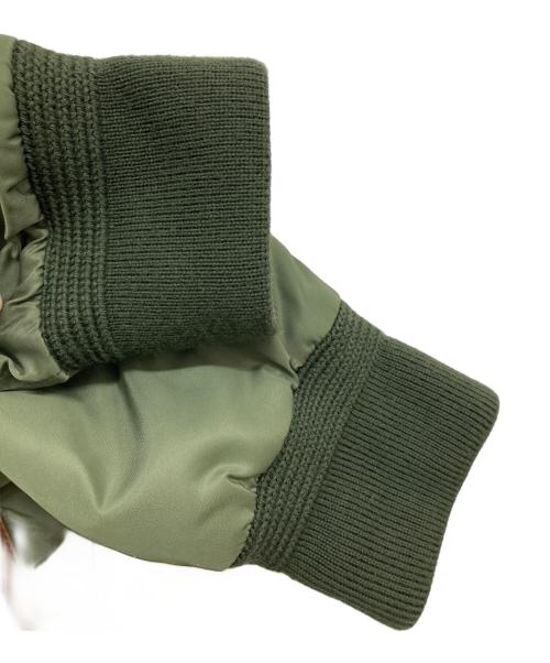 MONCLER（モンクレール）MONCLER (モンクレール) DELAGRANGE ダウンジャケット/デラグランジ/ダウンレザージャケット/ミリタリージャケット/ムートンジャケット オリーブ×アイボリー サイズ:4の古着・服飾アイテム