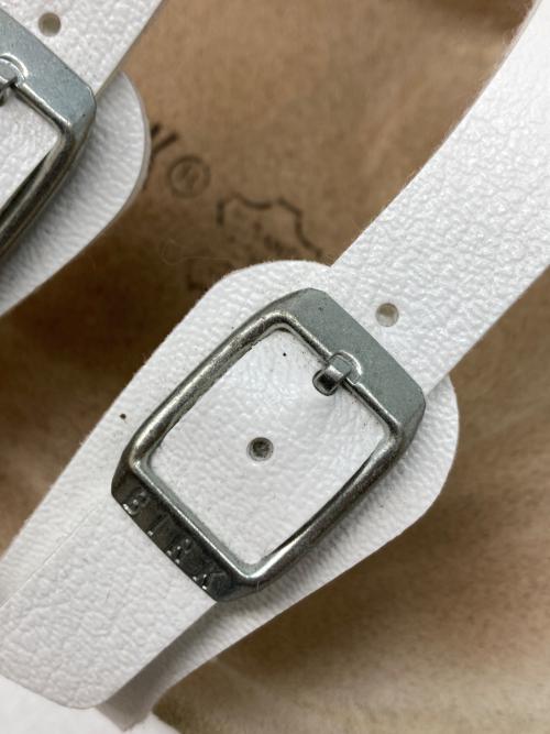 BIRKENSTOCK（ビルケンシュトック）BIRKENSTOCK (ビルケンシュトック) Florida サンダル ホワイト サイズ:40の古着・服飾アイテム