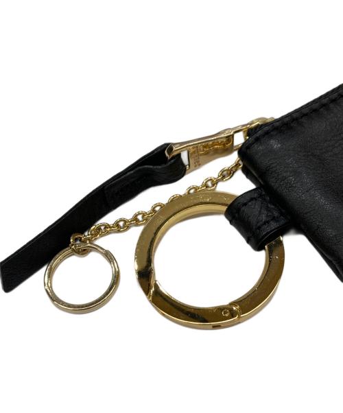 russet（ラシット）russet (ラシット) カラビナ付き ソフトレザーマルチケース ブラックの古着・服飾アイテム