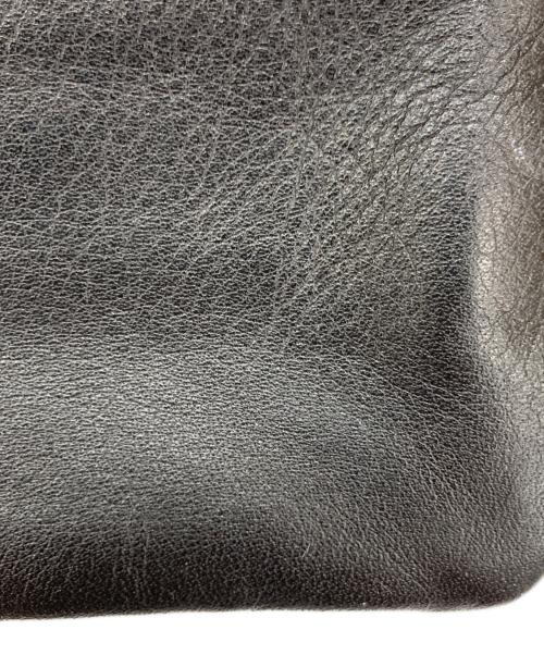 russet（ラシット）russet (ラシット) カラビナ付き ソフトレザーマルチケース ブラックの古着・服飾アイテム