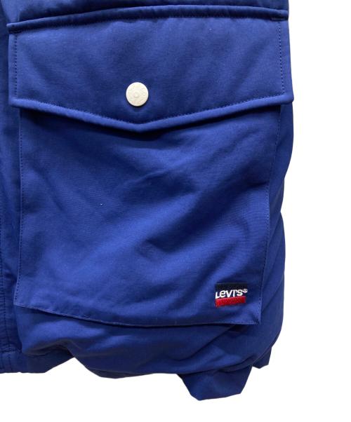 LEVI'S（リーバイス）LEVI'S (リーバイス) ダウンコート ブルー サイズ:M 未使用品の古着・服飾アイテム