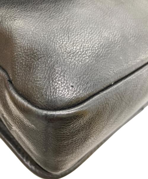 ultima tokyo（ウルティマトーキョー）ultima TOKYO (ウルティマトーキョー) フラップレザーショルダーバッグ ブラックの古着・服飾アイテム