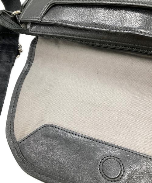 ultima tokyo（ウルティマトーキョー）ultima TOKYO (ウルティマトーキョー) フラップレザーショルダーバッグ ブラックの古着・服飾アイテム