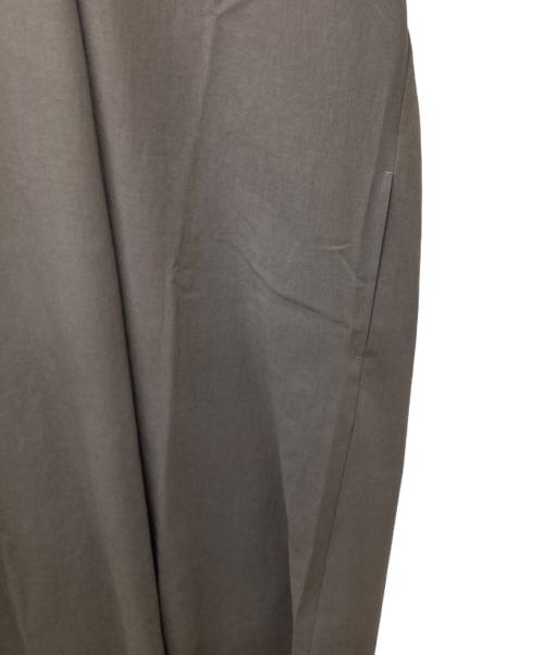 EVEX by KRIZIA（エヴェックスバイクリツィア）EVEX by KRIZIA (エヴェックスバイクリツィア) 【ウォッシャブル】エコリネンライクタンブラーワンピース ブラウン サイズ:40 未使用品の古着・服飾アイテム