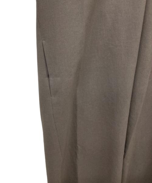 EVEX by KRIZIA（エヴェックスバイクリツィア）EVEX by KRIZIA (エヴェックスバイクリツィア) 【ウォッシャブル】エコリネンライクタンブラーワンピース ブラウン サイズ:40 未使用品の古着・服飾アイテム