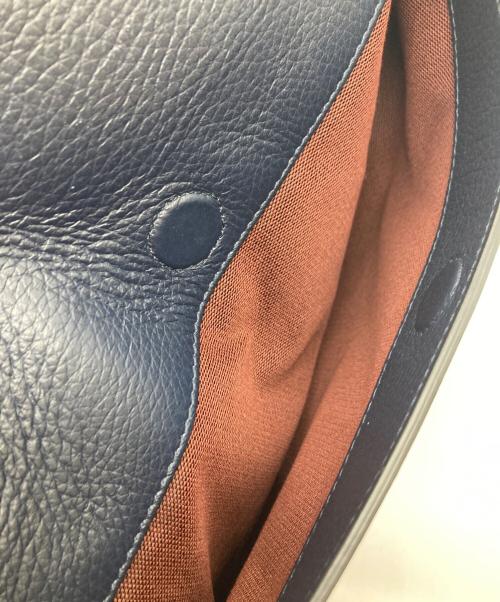 SMYTHSON（スマイソン）SMYTHSON (スマイソン) クラッチバッグ ネイビーの古着・服飾アイテム