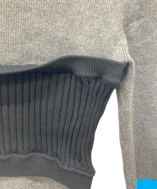 OMMO（オーエムエムオー）OMMO (オーエムエムオー) BUSTIER LAYERED BLOCKING KNIT グレー×ブルー サイズ:SIZE Freeの古着・服飾アイテム