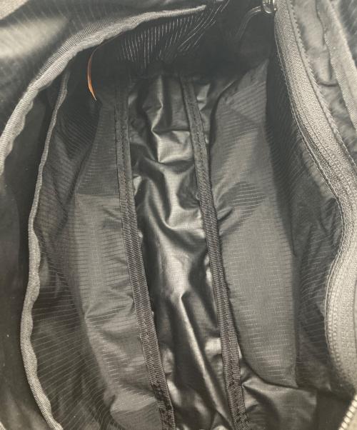 MYSTERY RANCH（ミステリーランチ）MYSTERY RANCH (ミステリーランチ) INDIE ショルダーバッグ/インディー ショルダーバッグ ブラックの古着・服飾アイテム