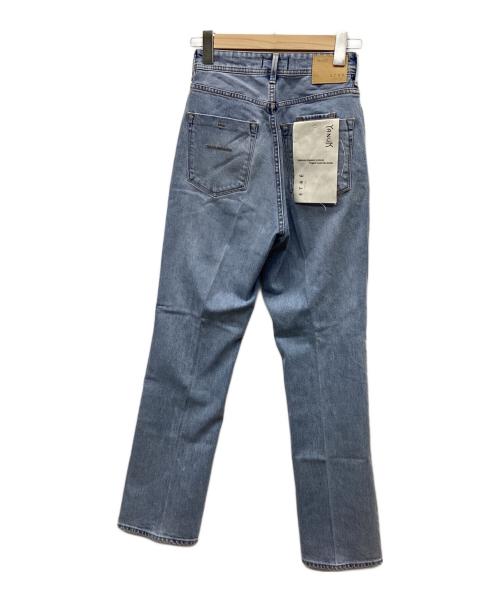 YANUK（ヤヌーク）YANUK (ヤヌーク) ETRE TOKYO (エトレトウキョウ) YANUK×ETRE TOKYO Center Crease Straight Denim インディゴ サイズ:23 未使用品の古着・服飾アイテム