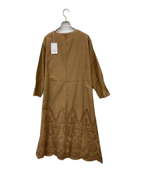 PINORE（ピノーレ）PINORE (ピノーレ) カットワークレースドレス ブラウン サイズ:SIZE 38 未使用品の古着・服飾アイテム