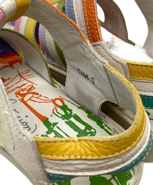 estacion（エスタシオ）ESTACION (エスタシオ) コンフォートサンダル アイボリー×マルチカラー サイズ:Sの古着・服飾アイテム