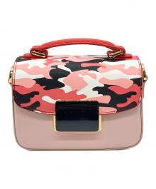 Folli Follie（フォリフォリ）の古着「カモ柄フラップショルダーバッグ」｜ピンク