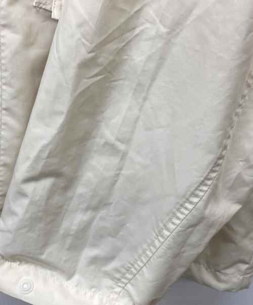 Burberry's（バーバリー）Burberry's (バーバリーズ) バックプリントフーデッドジャケット ベージュ サイズ:Mの古着・服飾アイテム