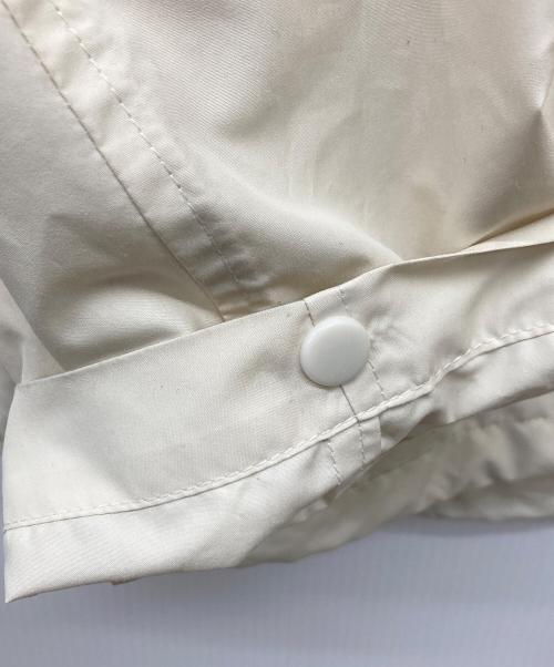 Burberry's（バーバリー）Burberry's (バーバリーズ) バックプリントフーデッドジャケット ベージュ サイズ:Mの古着・服飾アイテム