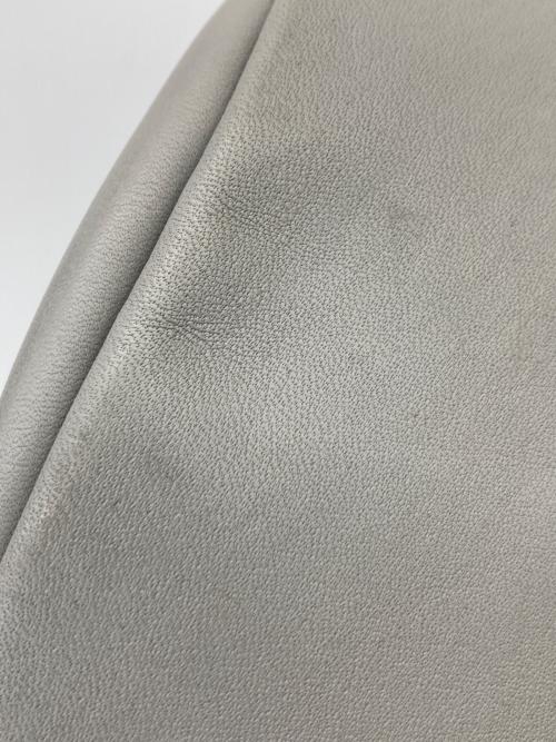 ikot（イコット）ikot (イコット) サークルレザーバッグ グレー サイズ:-の古着・服飾アイテム