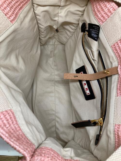 MARNI（マルニ）MARNI (マルニ) East-Westトートバッグ SMALL TOTE ピンクの古着・服飾アイテム