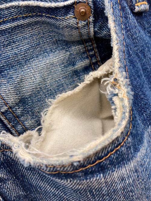 LEVI'S（リーバイス）LEVI'S (リーバイス) セルビッチデニムパンツ インディゴ サイズ:W33の古着・服飾アイテム