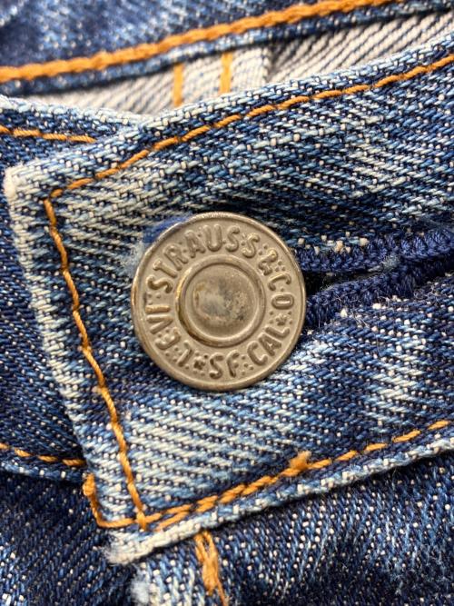 LEVI'S（リーバイス）LEVI'S (リーバイス) セルビッチデニムパンツ インディゴ サイズ:W33の古着・服飾アイテム