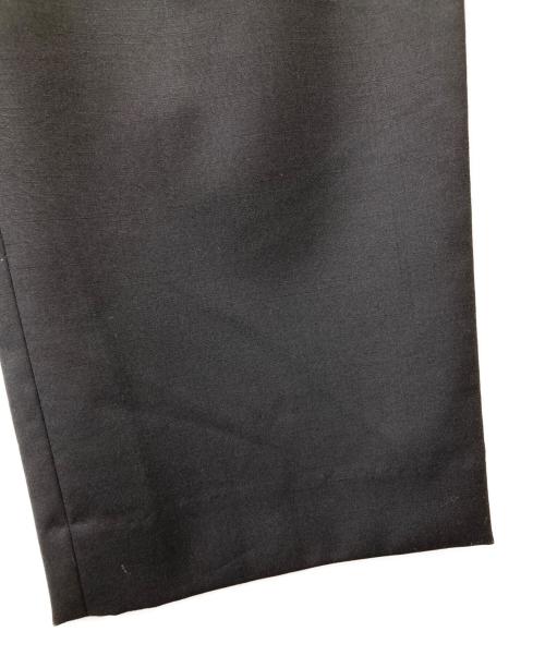 UNIVERSAL PRODUCTS.（ユニバーサルプロダクツ）UNIVERSAL PRODUCTS. (ユニバーサルプロダクツ) ツータックスラックス ブラック サイズ:SIZE 2の古着・服飾アイテム