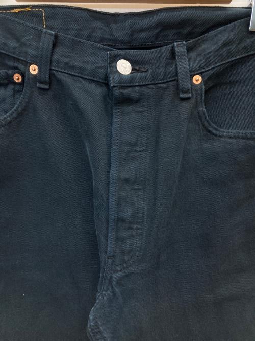 LEVI'S（リーバイス）LEVI'S (リーバイス) 501後染めデニムパンツ ブラックインディゴ サイズ:W34の古着・服飾アイテム