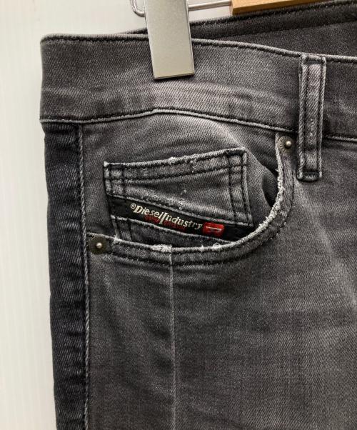 DIESEL（ディーゼル）DIESEL (ディーゼル) スキニーデニムパンツ グレー サイズ:SIZE 76cm (W30)の古着・服飾アイテム
