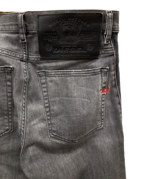 DIESEL（ディーゼル）DIESEL (ディーゼル) スキニーデニムパンツ グレー サイズ:SIZE 76cm (W30)の古着・服飾アイテム