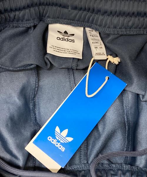 adidas（アディダス）adidas (アディダス) 【別注】 ＜adidas Originals＞ トラックパンツ ブルー サイズ:XL 未使用品の古着・服飾アイテム