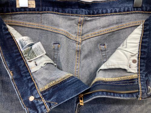 LEVI'S PReMIUM（リーバイス プレミアム）LEVI'S PReMIUM (リーバイス プレミアム) 505 レギュラーストレート ジーンズ ブルー サイズ:W33の古着・服飾アイテム