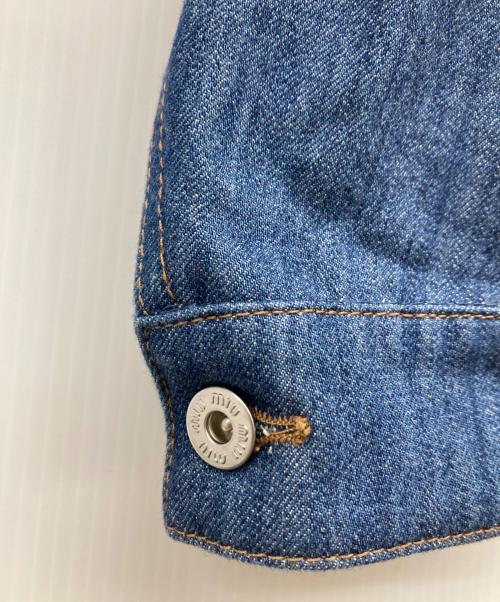MIU MIU（ミュウミュウ）MIU MIU (ミュウミュウ) ワッペンデザインデニムジャケット インディゴ サイズ:40の古着・服飾アイテム