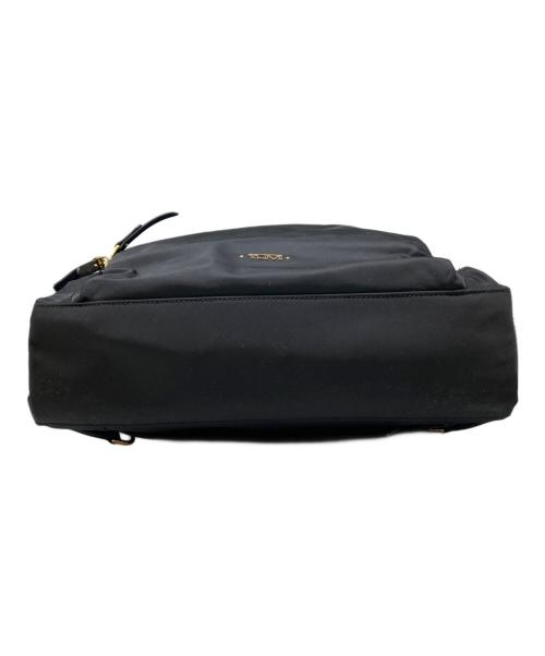 TUMI（トゥミ）TUMI (トゥミ) VOYAGEUR Jackie Convertible Crossbody ブラックの古着・服飾アイテム