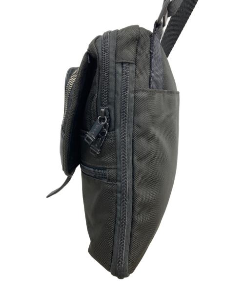 TUMI（トゥミ）TUMI (トゥミ) アーノルド ショルダーバッグ ブラックの古着・服飾アイテム